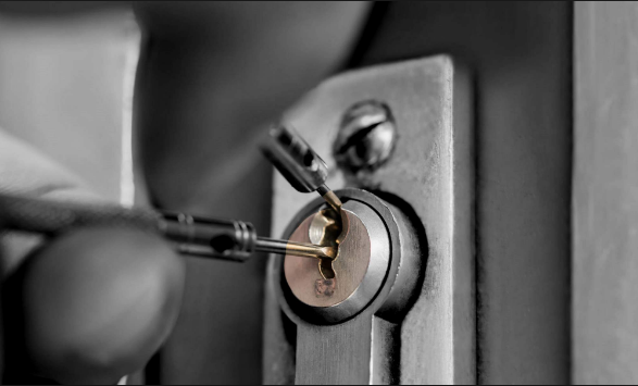 The Hidden Costs of Locksmith Services: What to Look Out For